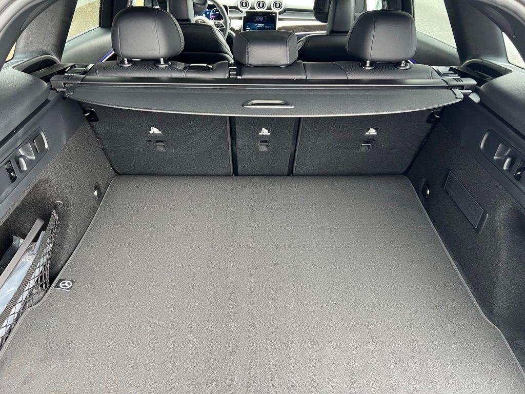 2026Mercedes-BenzGLCGLC 300