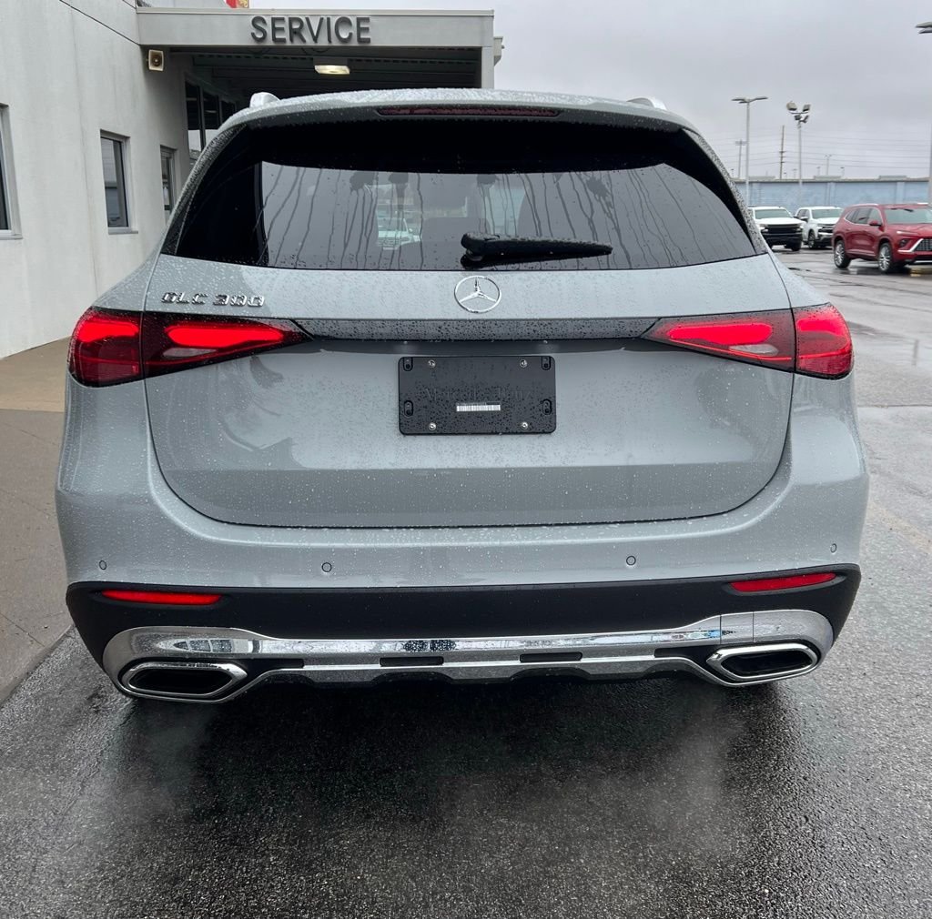 2026Mercedes-BenzGLCGLC 300