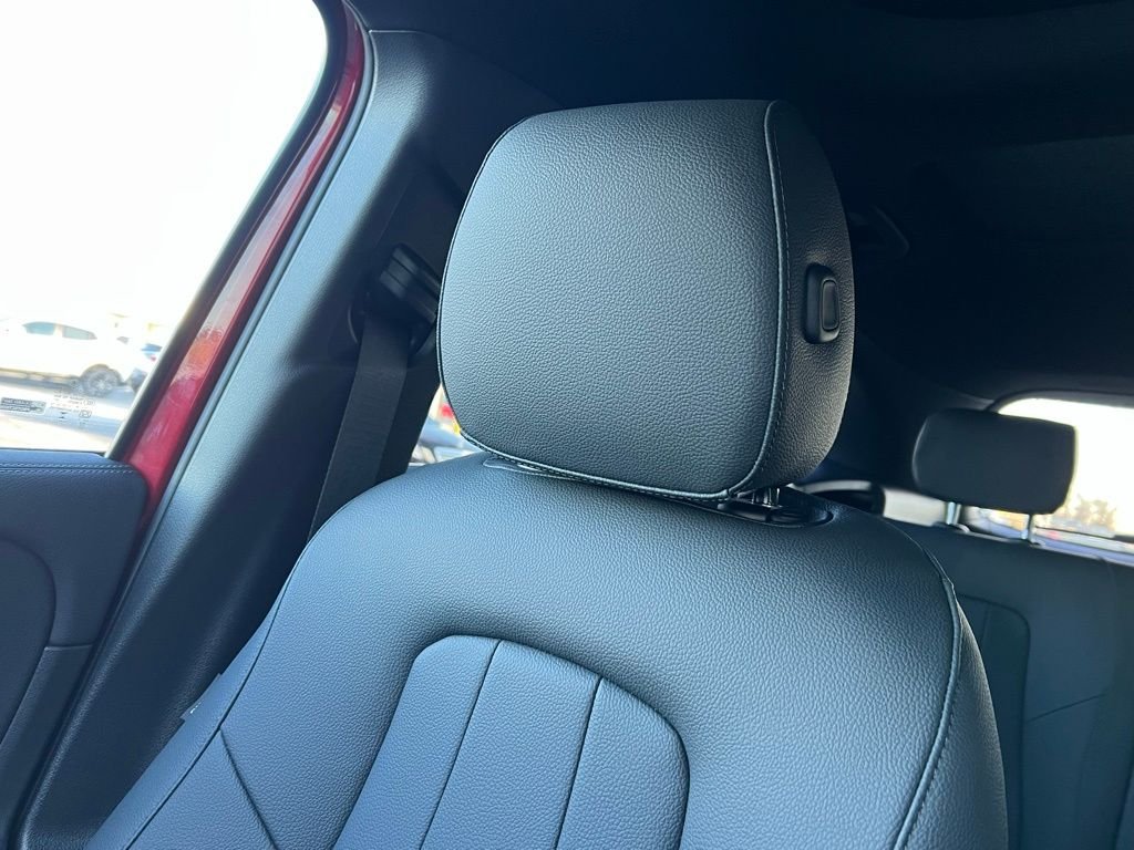 2026Mercedes-BenzGLAGLA 250