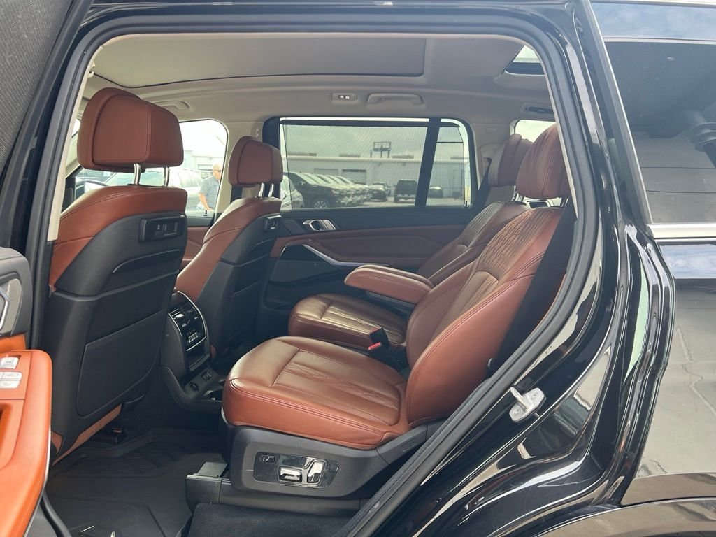 2020BMWX7xDrive40i