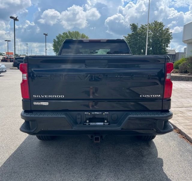 2021ChevroletSilverado 1500Custom