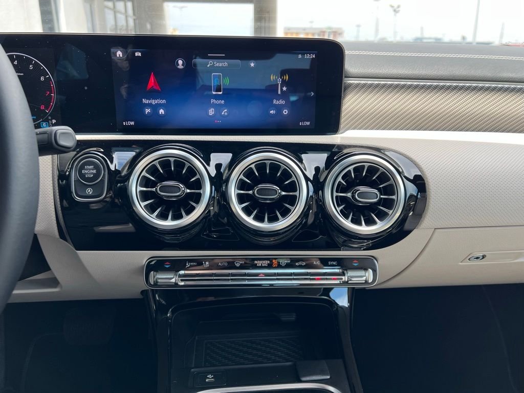 2025Mercedes-BenzCLACLA 250