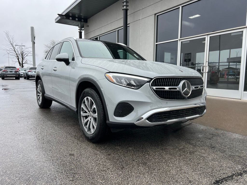 2026Mercedes-BenzGLCGLC 300