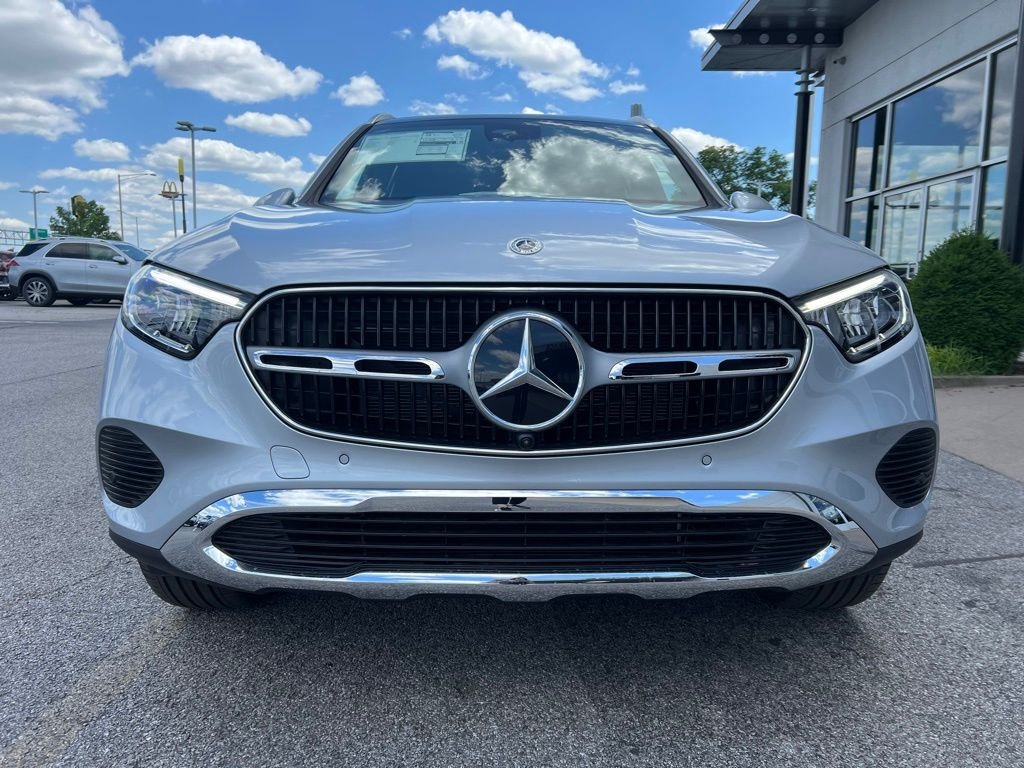 2025Mercedes-BenzGLCGLC 300