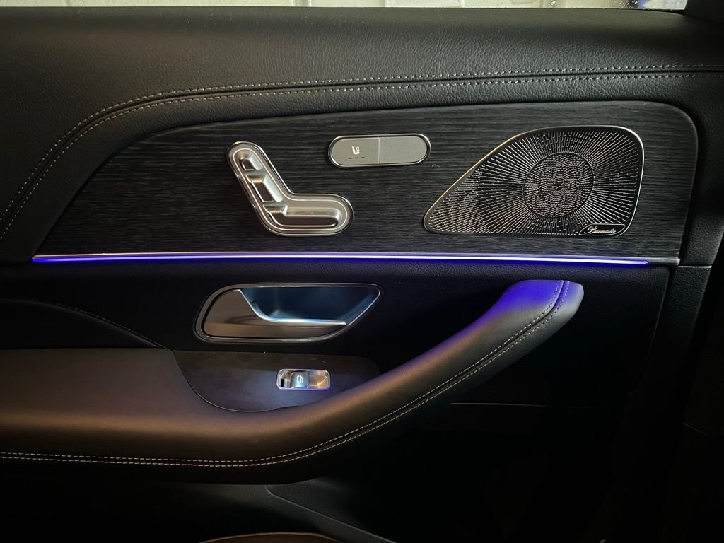 2025Mercedes-BenzGLSGLS 580