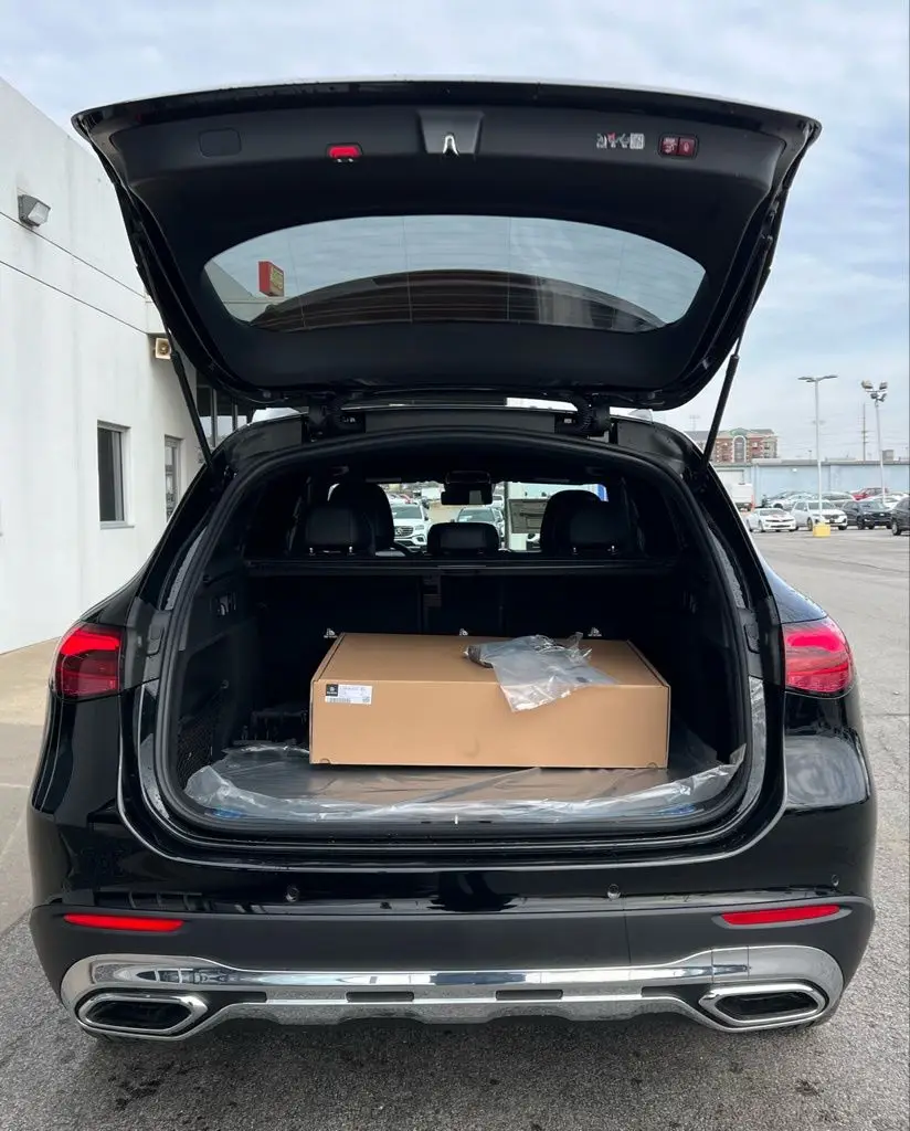 2026Mercedes-BenzGLCGLC 300