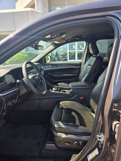 2025JeepGrand Cherokee LLimited
