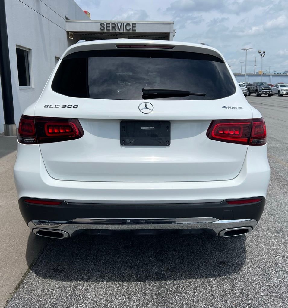 2022Mercedes-BenzGLCGLC 300