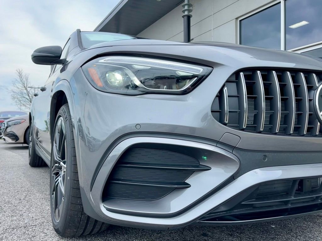 2025Mercedes-BenzGLAGLA 35 AMG