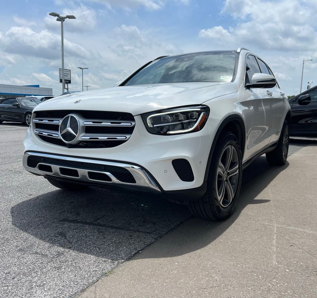 2022Mercedes-BenzGLCGLC 300