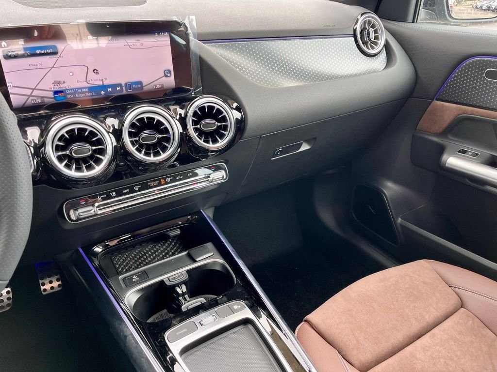 2025Mercedes-BenzGLAGLA 35 AMG