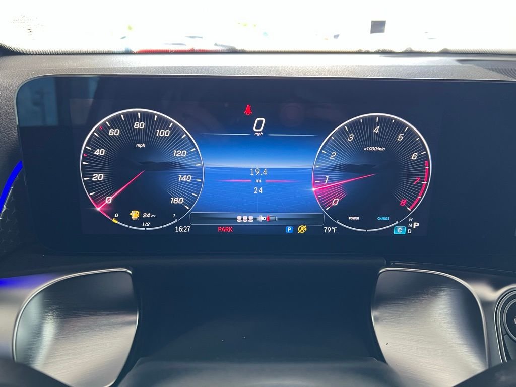 2025Mercedes-BenzGLBGLB 250