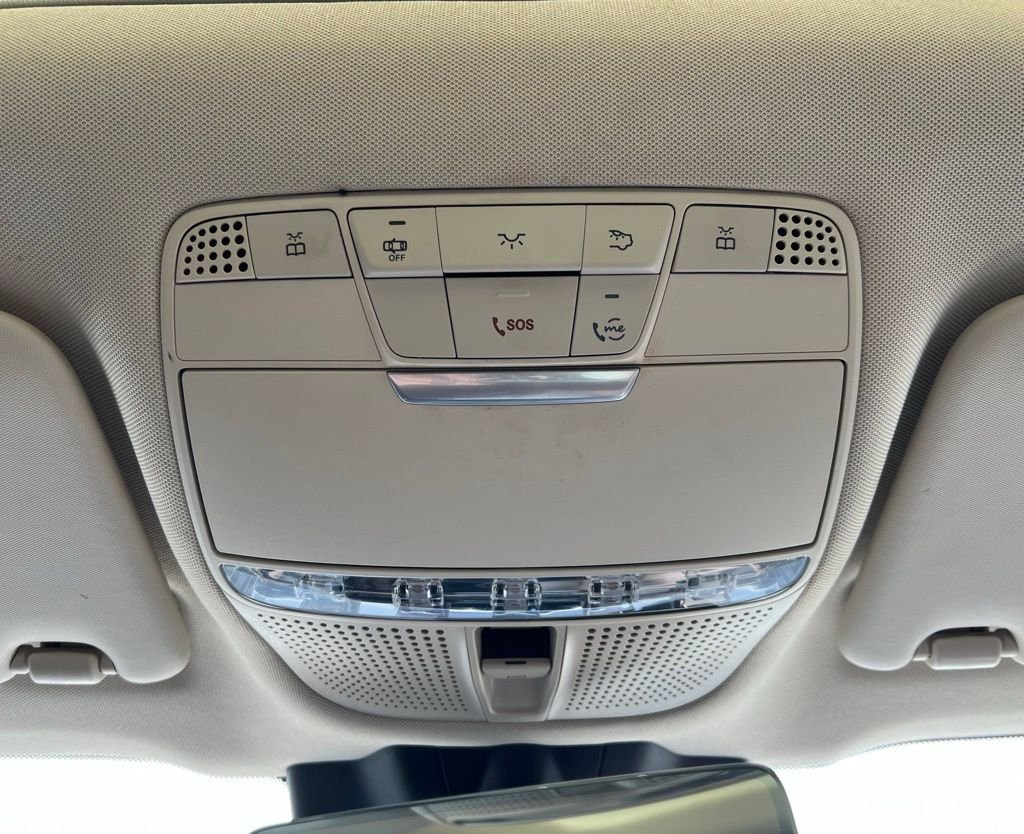 2022Mercedes-BenzGLCGLC 300
