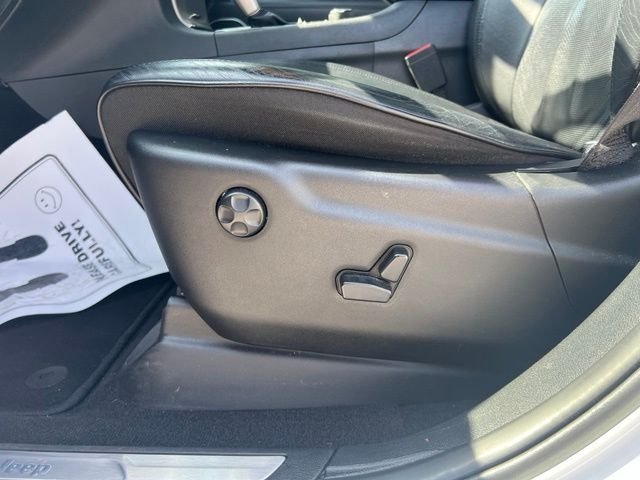 2019JeepGrand CherokeeOverland