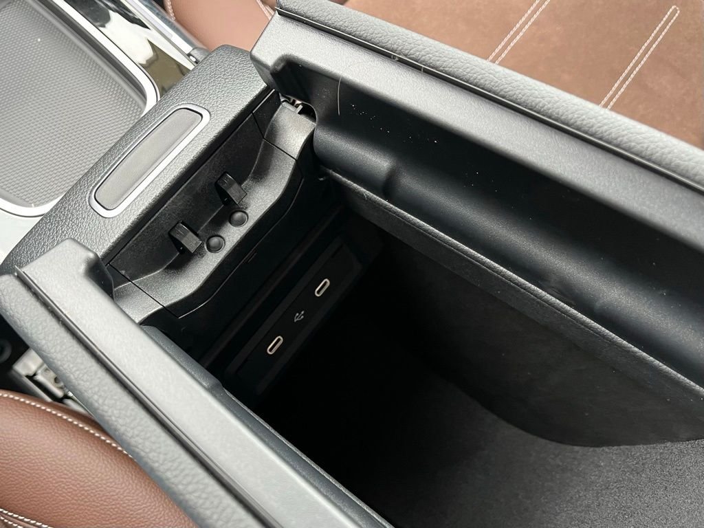 2025Mercedes-BenzGLAGLA 35 AMG