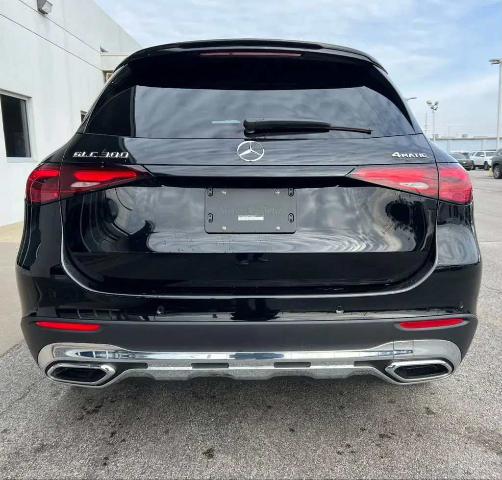 2026Mercedes-BenzGLCGLC 300