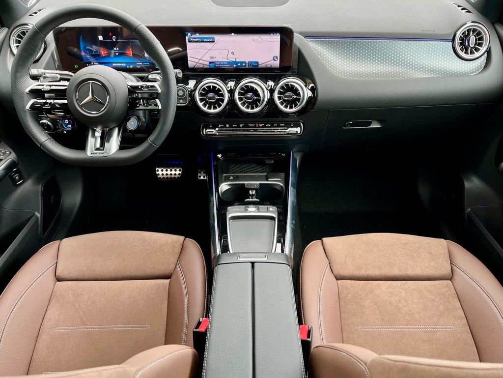 2025Mercedes-BenzGLAGLA 35 AMG