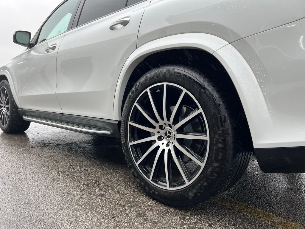 2025Mercedes-BenzGLSGLS 580