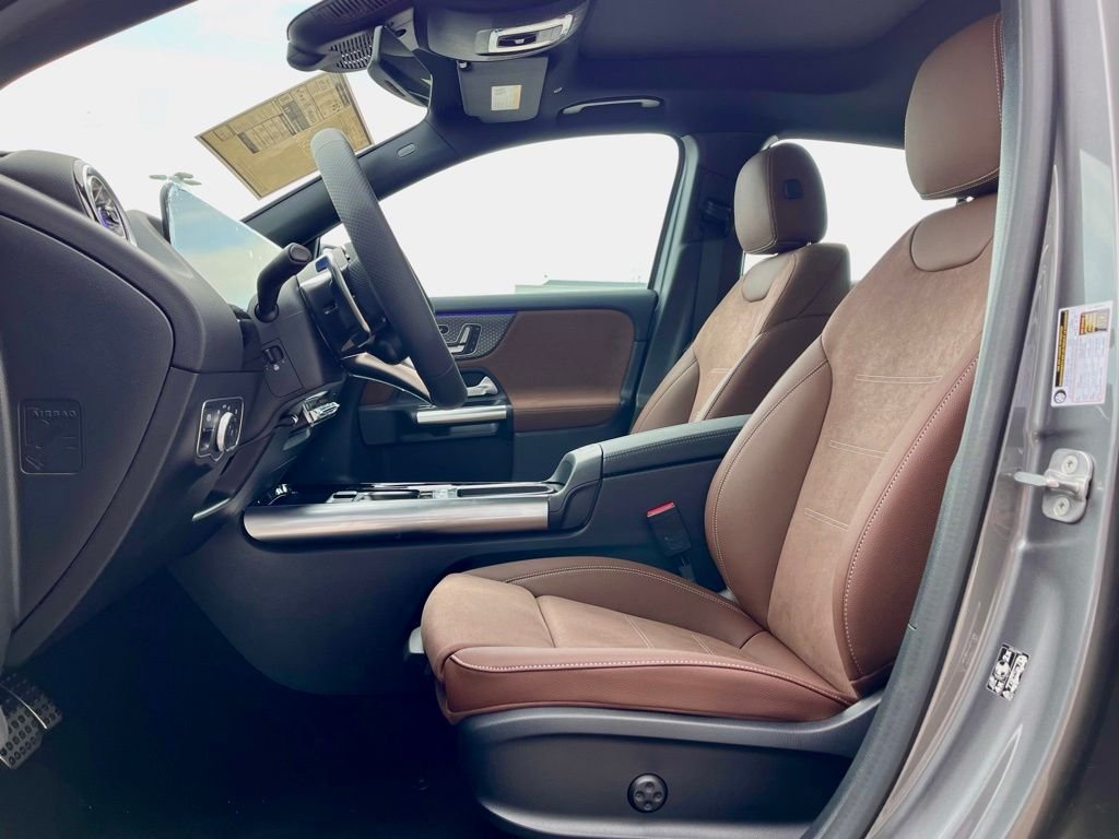 2025Mercedes-BenzGLAGLA 35 AMG