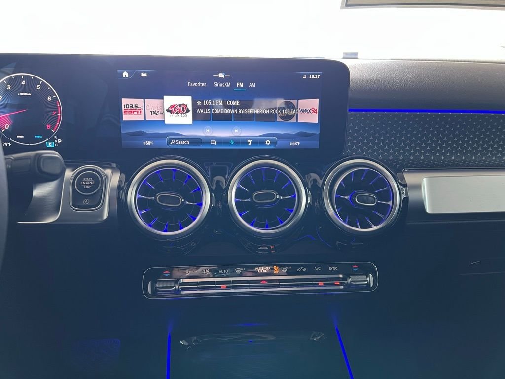2025Mercedes-BenzGLBGLB 250