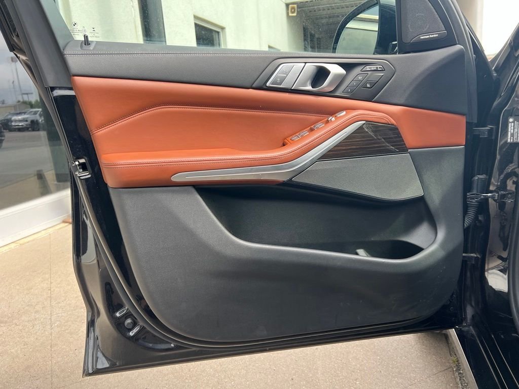 2020BMWX7xDrive40i