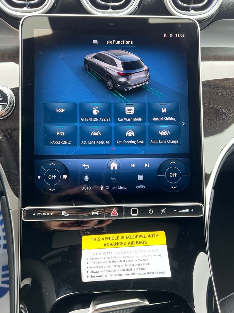 2026Mercedes-BenzGLCGLC 300