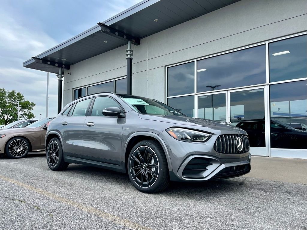 2025Mercedes-BenzGLAGLA 35 AMG