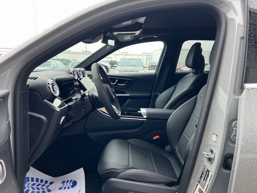 2026Mercedes-BenzGLCGLC 300