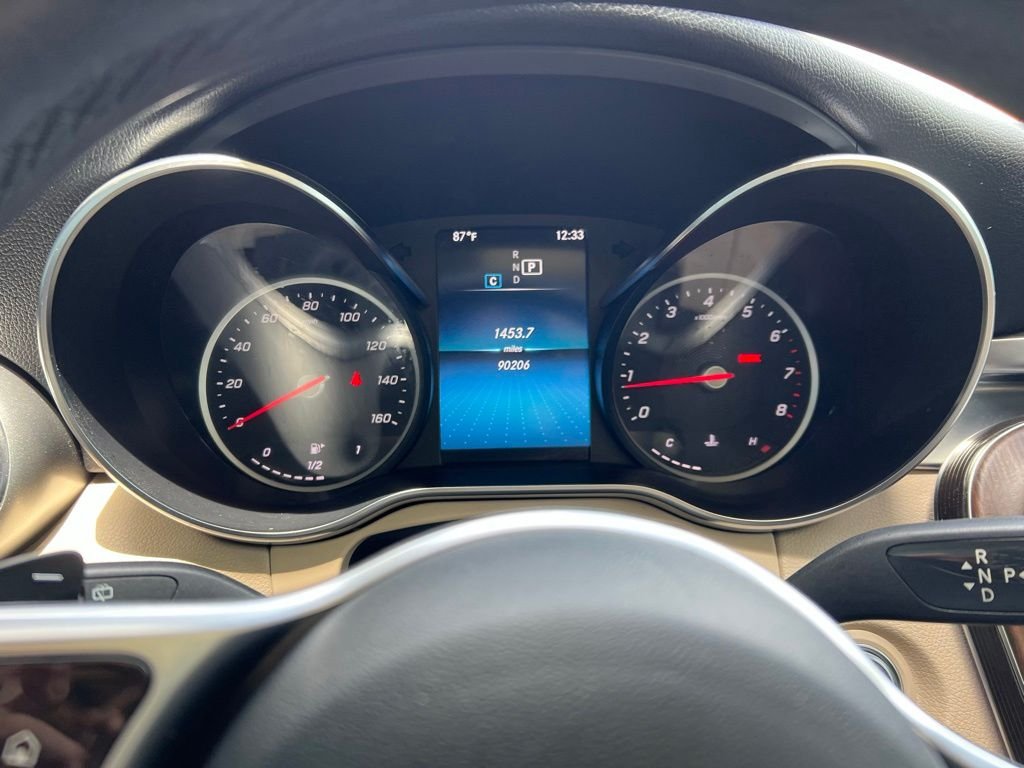 2022Mercedes-BenzGLCGLC 300