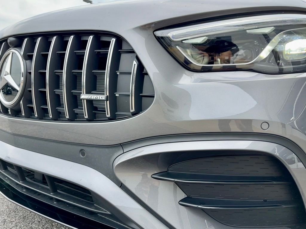 2025Mercedes-BenzGLAGLA 35 AMG
