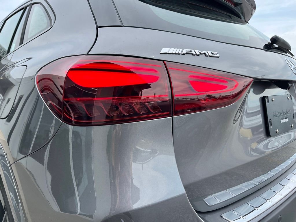 2025Mercedes-BenzGLAGLA 35 AMG