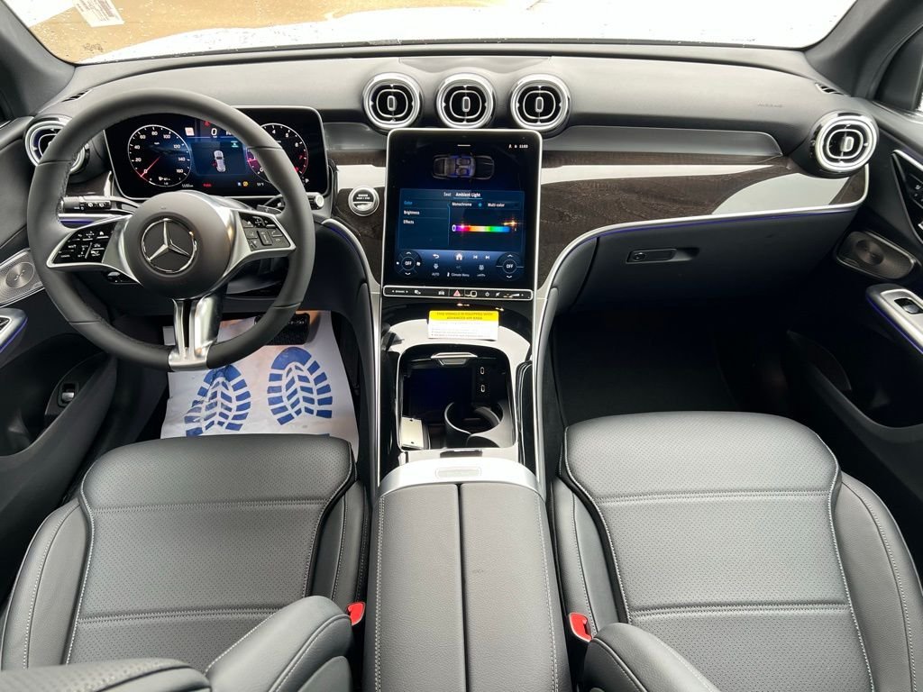 2026Mercedes-BenzGLCGLC 300