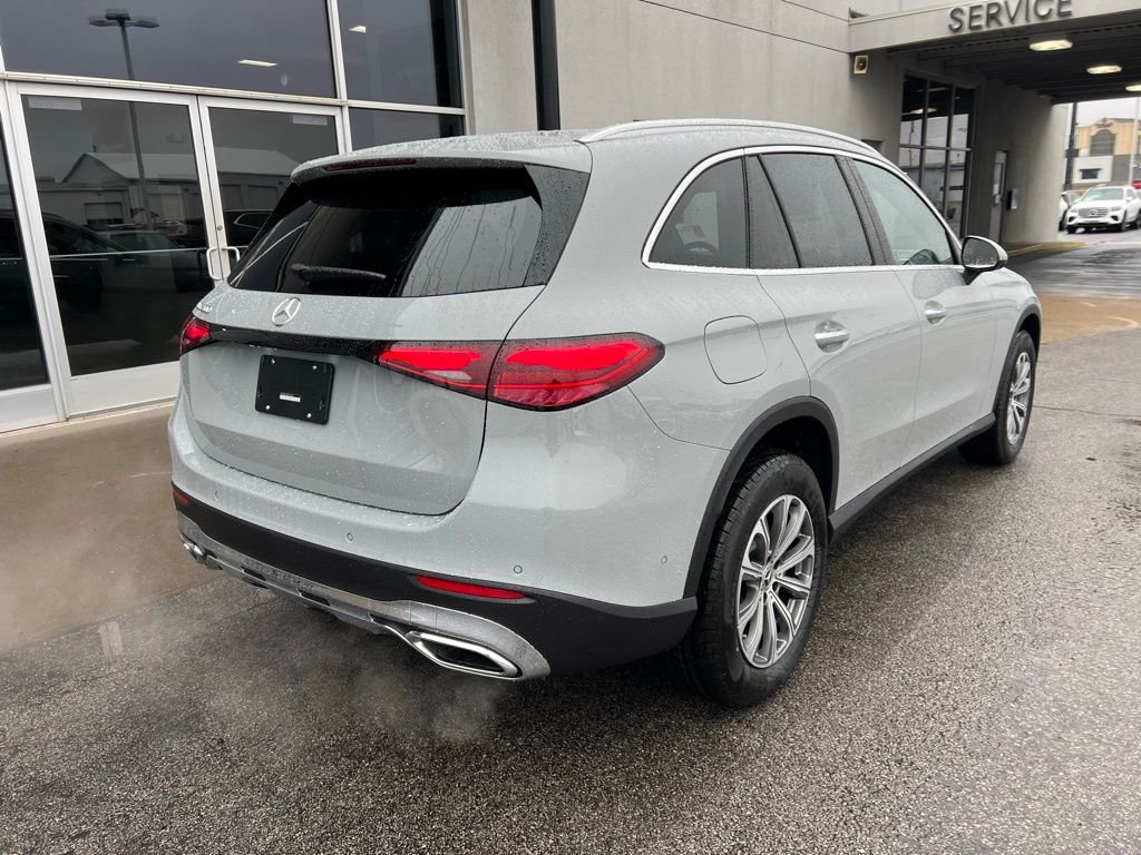 2026Mercedes-BenzGLCGLC 300