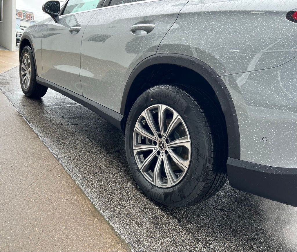 2026Mercedes-BenzGLCGLC 300