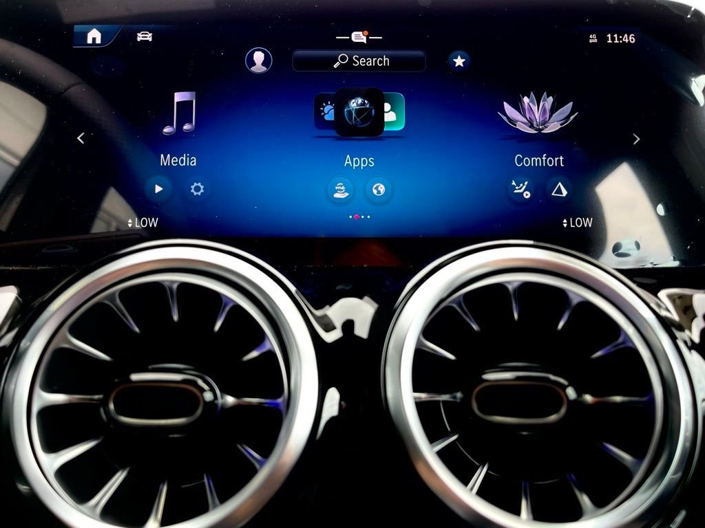 2025Mercedes-BenzGLAGLA 35 AMG