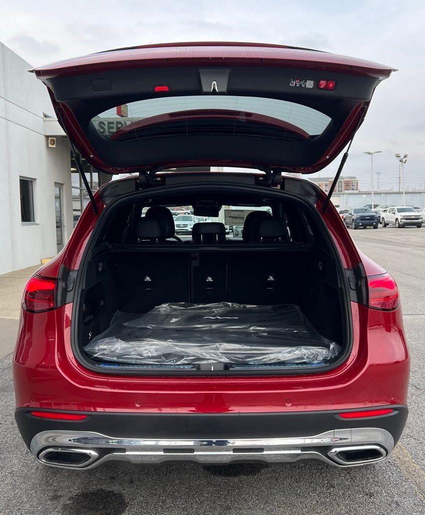 2026Mercedes-BenzGLCGLC 300