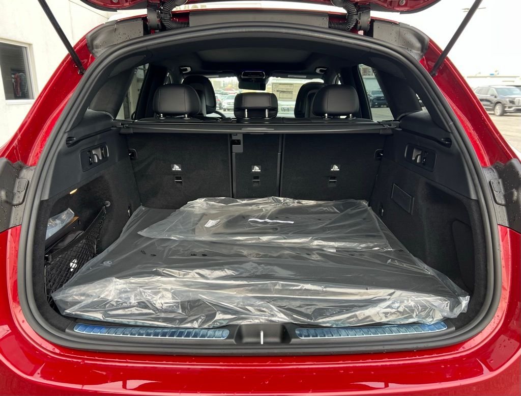 2026Mercedes-BenzGLCGLC 300