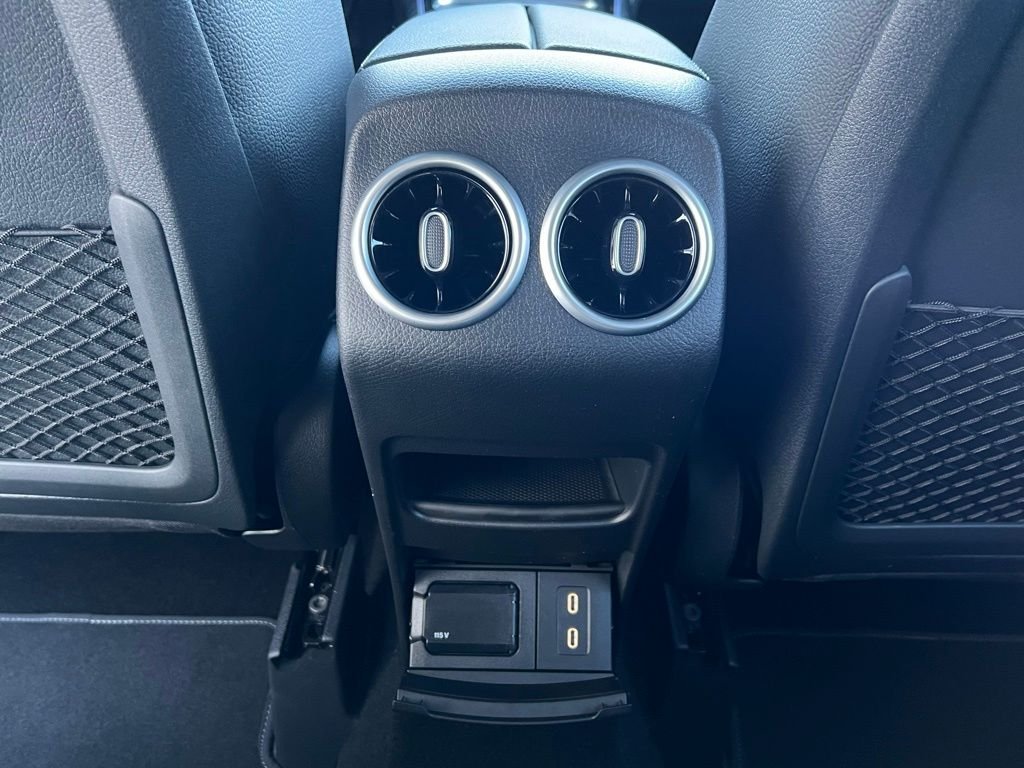 2026Mercedes-BenzGLAGLA 250