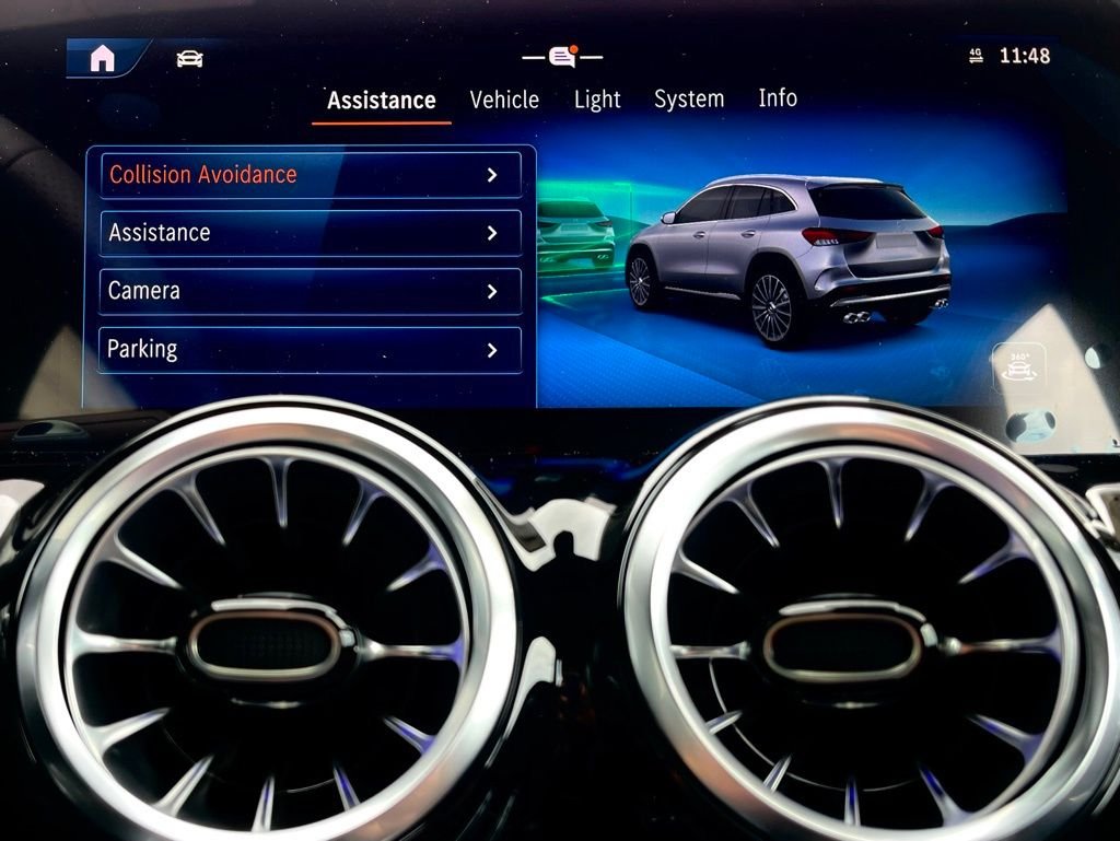 2025Mercedes-BenzGLAGLA 35 AMG