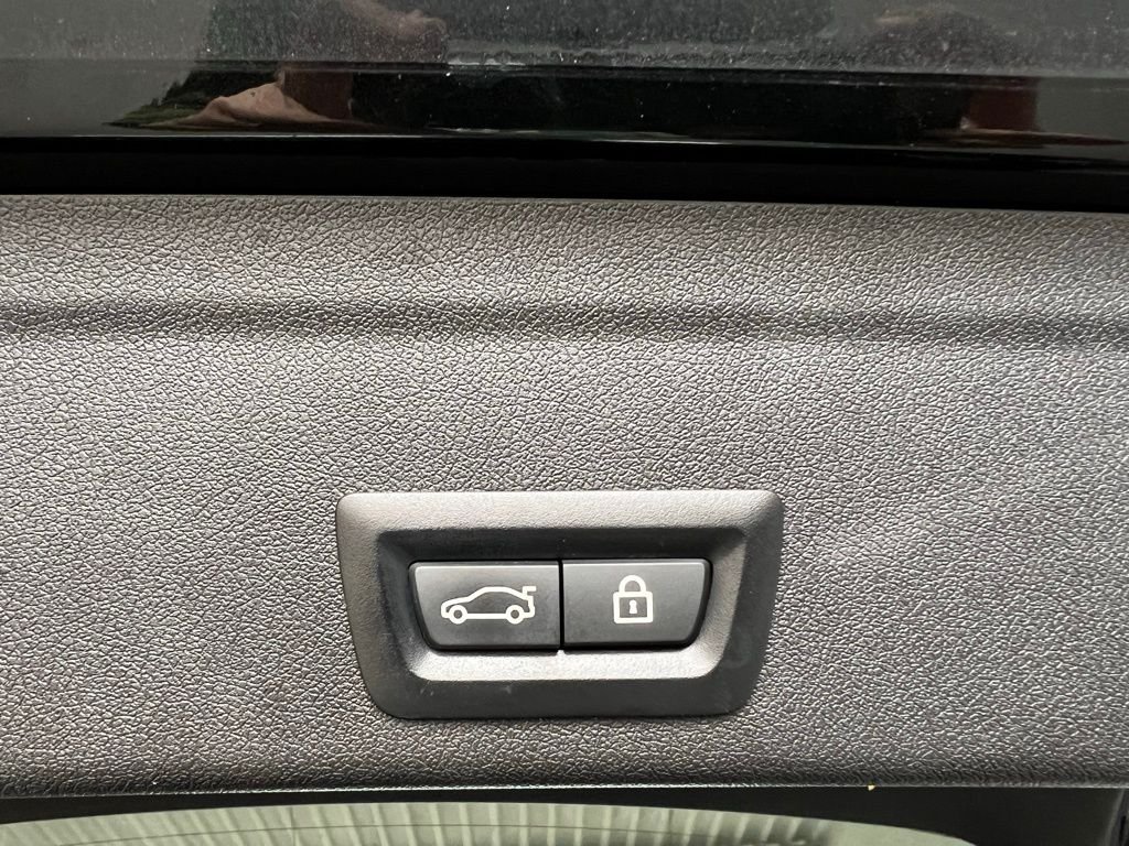 2021BMWX6xDrive40i