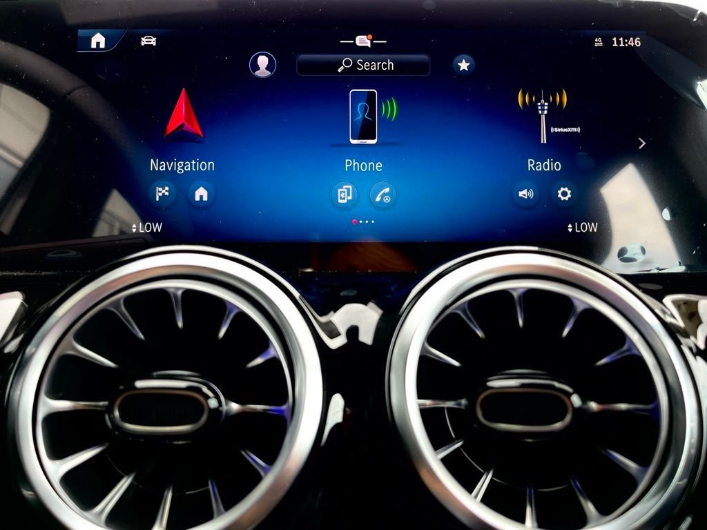 2025Mercedes-BenzGLAGLA 35 AMG