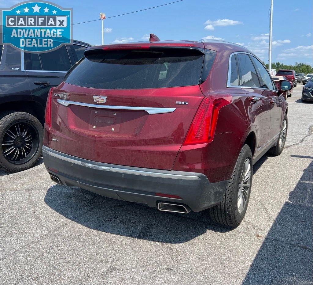2017 Cadillac XT5 Luxury