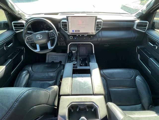 2025 Toyota Tundra Platinum