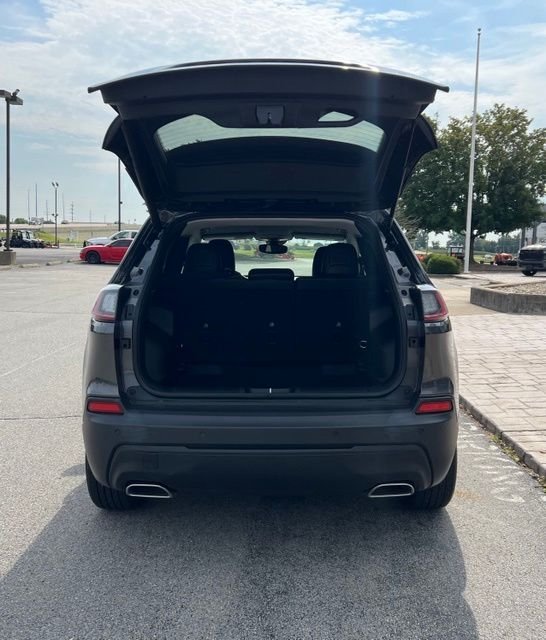 2022 Jeep Cherokee Latitude Lux