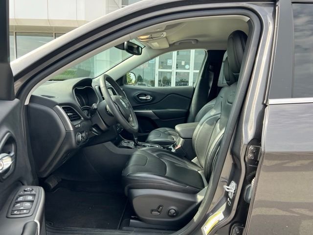 2022 Jeep Cherokee Latitude Lux