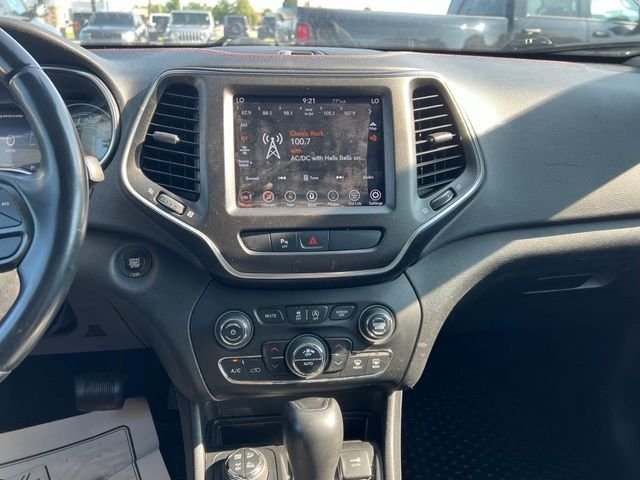 2020 Jeep Cherokee Trailhawk