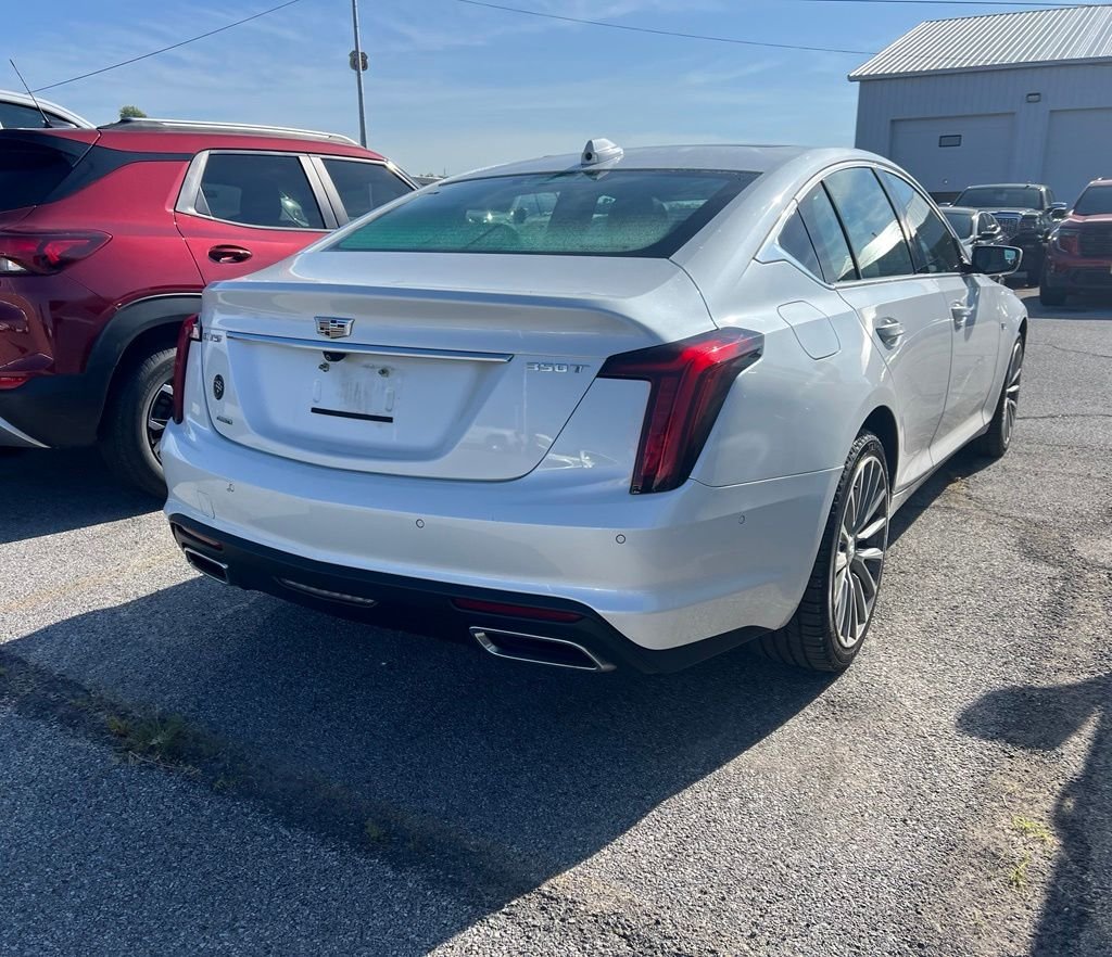 2022 Cadillac CT5 Premium Luxury