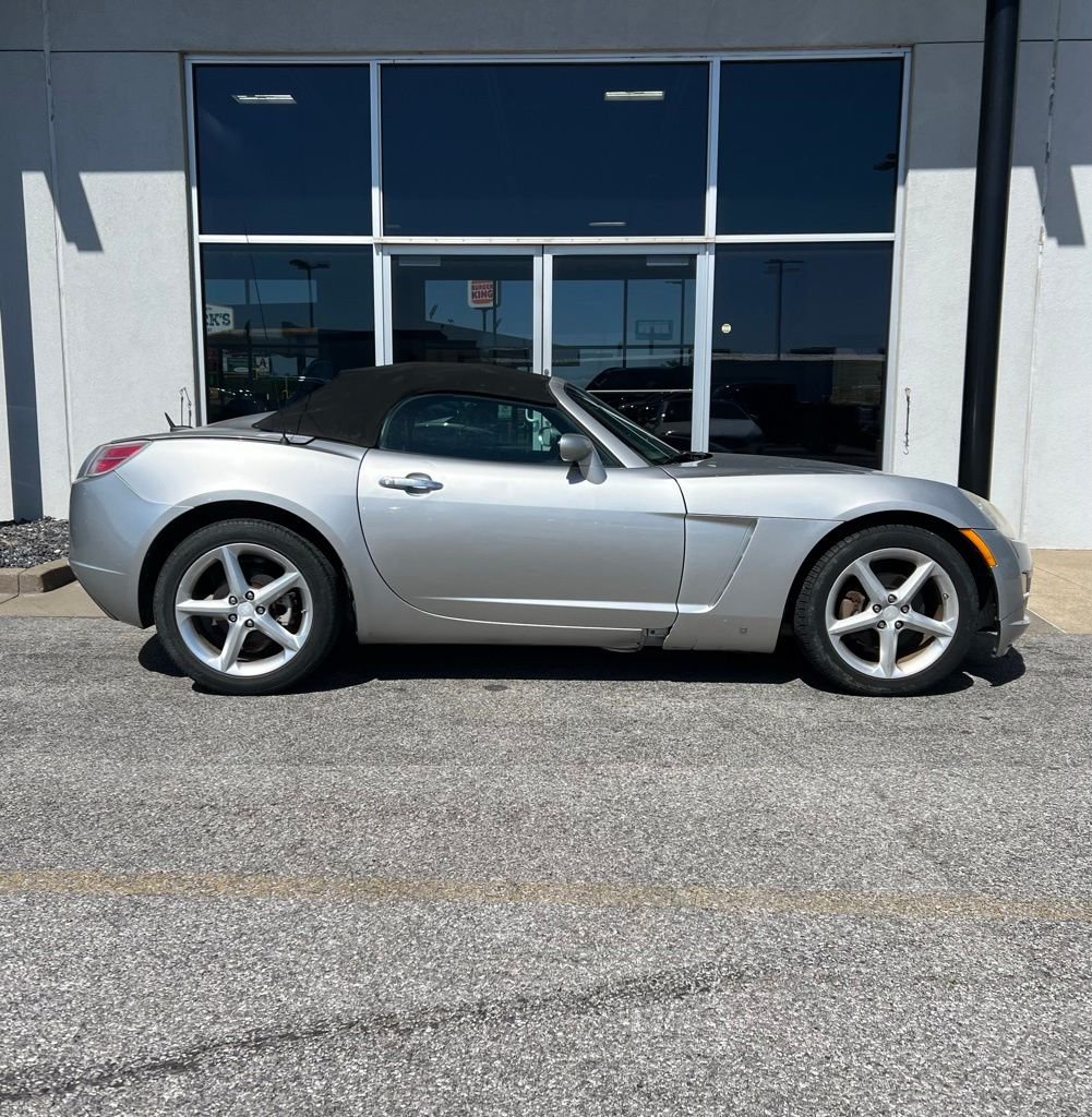 2008 Saturn Sky Base
