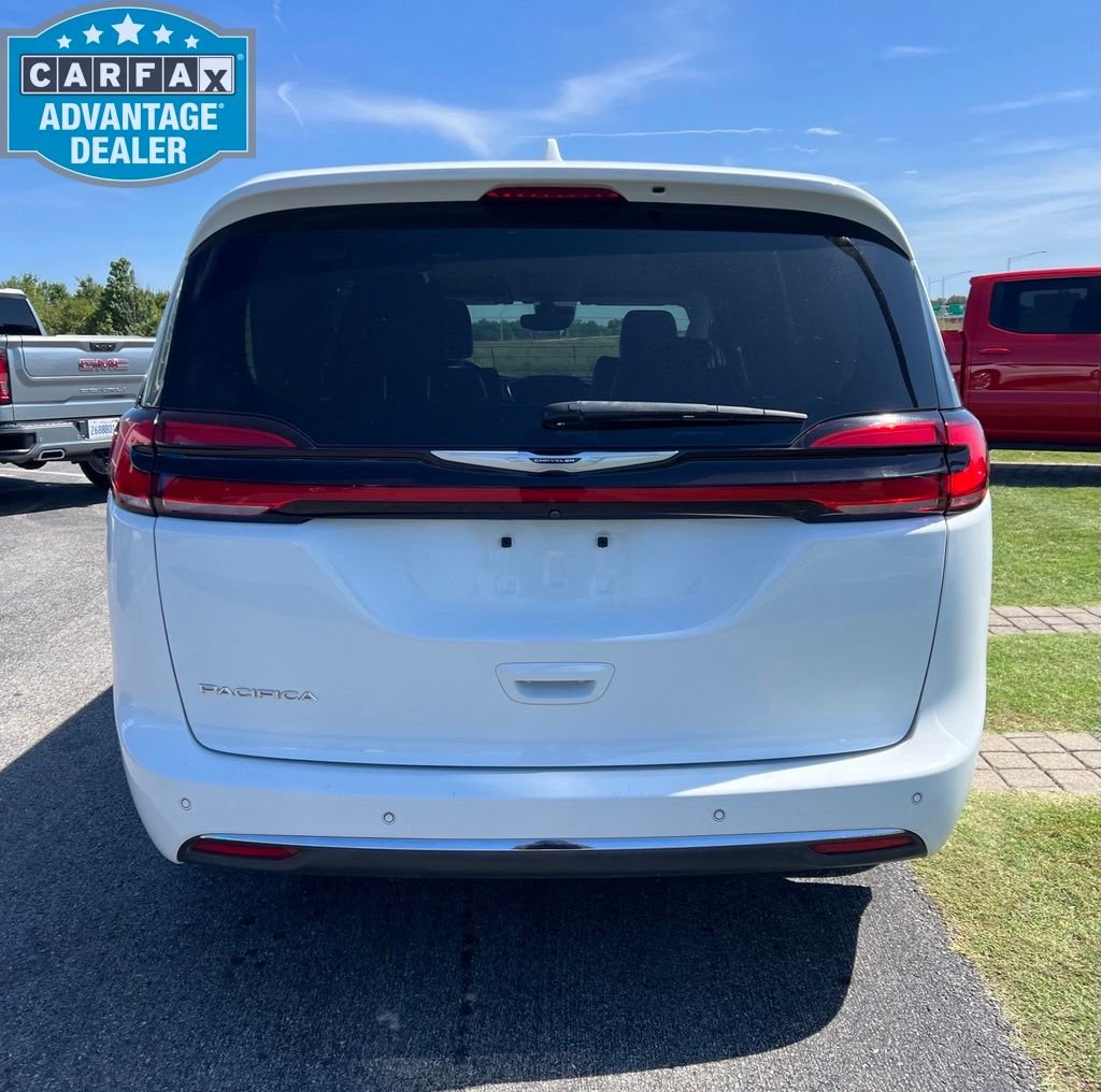 2022 Chrysler Pacifica Touring L