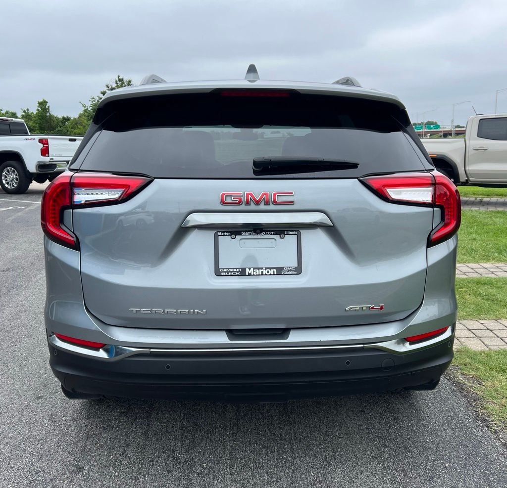 2023 GMC Terrain AT4